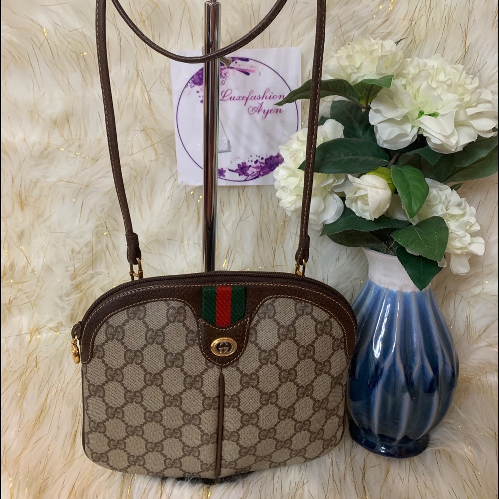 🔴SOLD🔴Authentic GUCCI GG